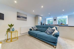 Stylish & Contemporary 2-Bed Townhouse - Parking - Wi-Fi - Netflix