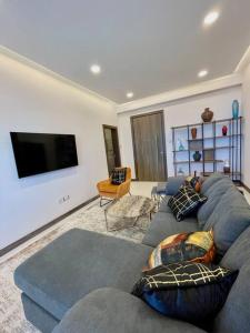 Tranquility in the Midst of Vibrance