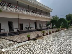 Goyal Bhawan - Losal