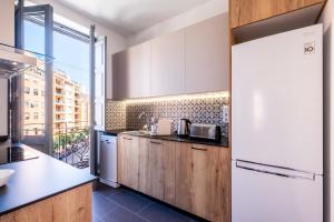 Well Lit and Creatively Designed Apartment