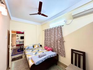 Classic 2BHK Serviced Apartment beside Jadavpur University