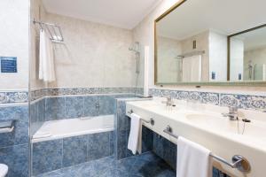 Chatur Playa Real Resort