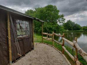 Tentes de luxe La Flocelliere en Vendee : photos des chambres