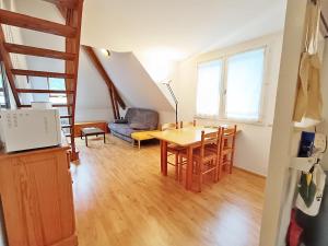 Appartements Chez Charlotte, T3 duplex, vue montagne : photos des chambres