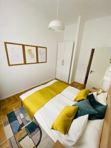 Birdie 3-BDR Apartment