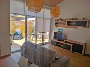 Piso recién reformado con gran terraza - La Drova