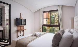 Venetiean Condo Pattaya by LJB719