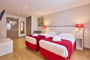 Hotels Hotel Saint Laurent : Chambre Lit Jumeaux Confort (PMR)