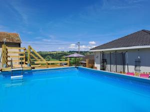 Maisons de vacances Gite puy Chavaroche met uniek uitzicht : photos des chambres