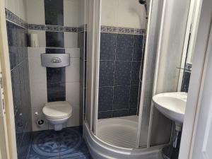 Hostel Bialoleka - Darmowy parking, szybkie Wifi!