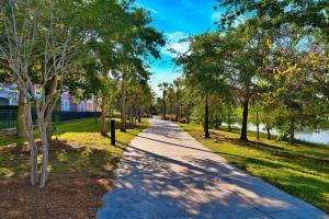 The Epic Paris Vista Cay Orlando