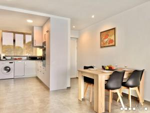 VH CostaBlanca - APARTAMENTO MAITE