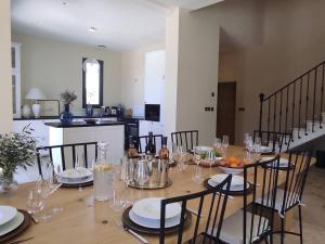 Villas Magnifique Mas contemporain : photos des chambres