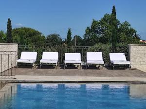 Villas Magnifique Mas contemporain : photos des chambres