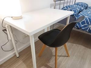 PROMO 2-Bedroom Villa Next to Train Station, FREE PARKING