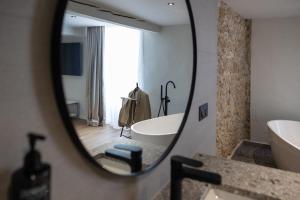 Hotels Chateau de Sanse : Suite