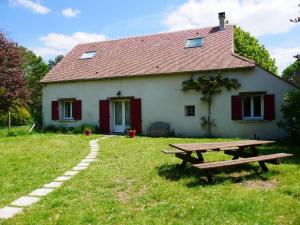 Maisons de vacances Gite Donnery, 4 pieces, 6 personnes - FR-1-590-23 : photos des chambres