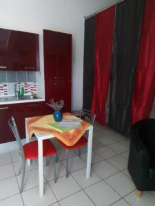 Appartements studio independant climatise : Studio