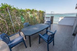 Vivienda con jardin y acceso a pequeña playa