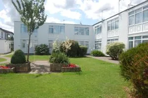 Dawlish Warren Fern chalet villa Welcome family holiday park South Devon offered by Welcome2Warren - Starcross