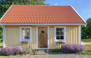 Awesome Home In Vimmerby With 1 Bedrooms And Wifi
