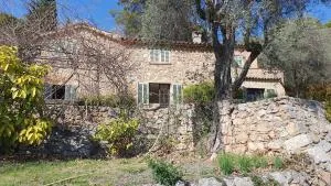 Mas 18ème Oliveraie - Saint-Marc