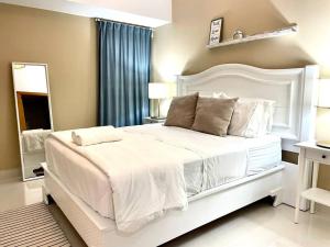 Luxury 1 BDR , Rooftop POOL, Gym, in Downtown D2