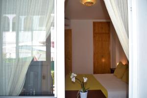 Apartamento vacacional en la hermosa Urbanización Los Enebros ERENE008