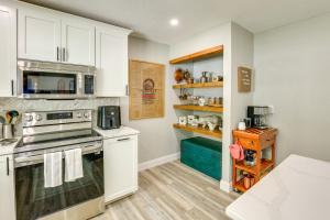 Vero Beach Vacation Rental Pool and Putting Green!