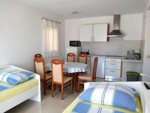 Apartmani Brkic - Seaview apartments - Sand beach