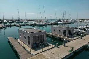 Marina del Gargano Houseboat - Zapponeta