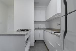 Apto c churrasq a 300m da praia em Floripa RES201