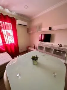 Precioso apartamento 3 dormitorios, aire acondicionado Jerez de la Frontera 10 minutos circuito y feria - Las Abiertas