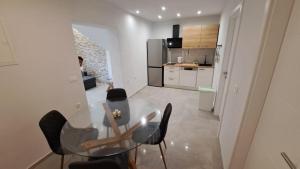 New,PREMIUM,1-bedroom app FJAKA,quiet strict center,free parking,tech-ready,near beach