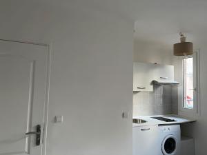 Appartements Grand studio - 15 min du metro : photos des chambres