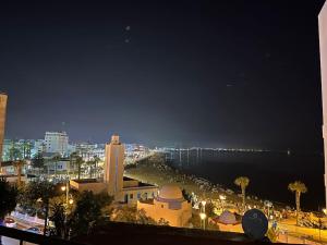 Mdi’q frente al mar