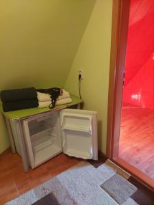 Cabană cu teren de tenis -- etaj