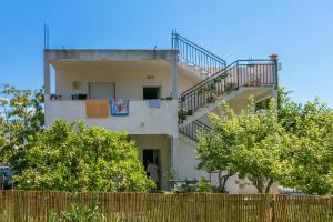Apartments with parking space Kastel Stafilic, Kastela - 20802