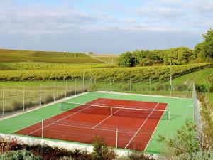 Maisons de vacances Luxury apartment with terrace sauna tennis pool : photos des chambres