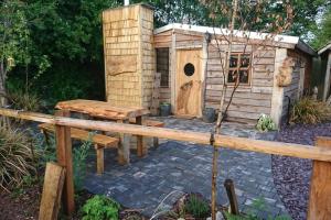 Sutton Coldfield 2-Bed Caravan Parking & Bar-B-Q