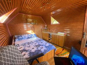 Căbănuță rustică 02