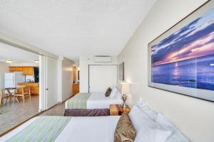 Waikiki Banyan Condo With Panoramic 37th Floor Ocean Views condo