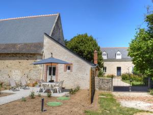 Maisons de vacances Gite tout inclus a Joue-les-Tours avec grand jardin, proche chateaux et nature - FR-1-381-545 : photos des chambres