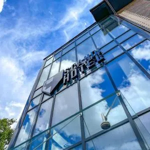 Scandi Hotel - Sadovyy