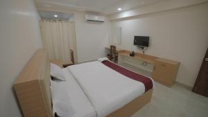 HOTEL RAJAM SELVA