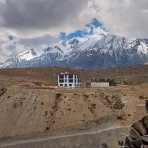 Spiti Sojourn - Homestay at the Edge - Langja
