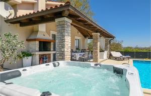 2 Bedroom Amazing Home In Barban