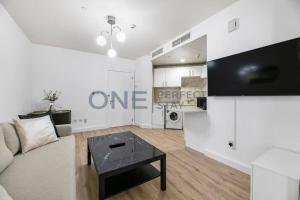 Stunning Lake View - Height Floor - Furnished 1BR