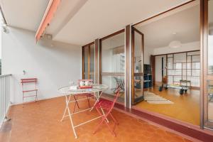 Appartements Sixties 64 2 bedrooms apartment with a balcony and parking in Biarritz : photos des chambres