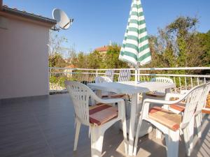 Adorable apartment near the centre of Malinska